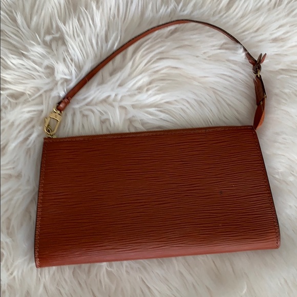 100% authentic Louis Vuitton small bag - Picture 3 of 13